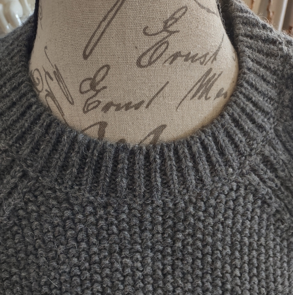 EUC Sandro Alpaca Wool Cable Knit Sweater XL Made In Peru Gray